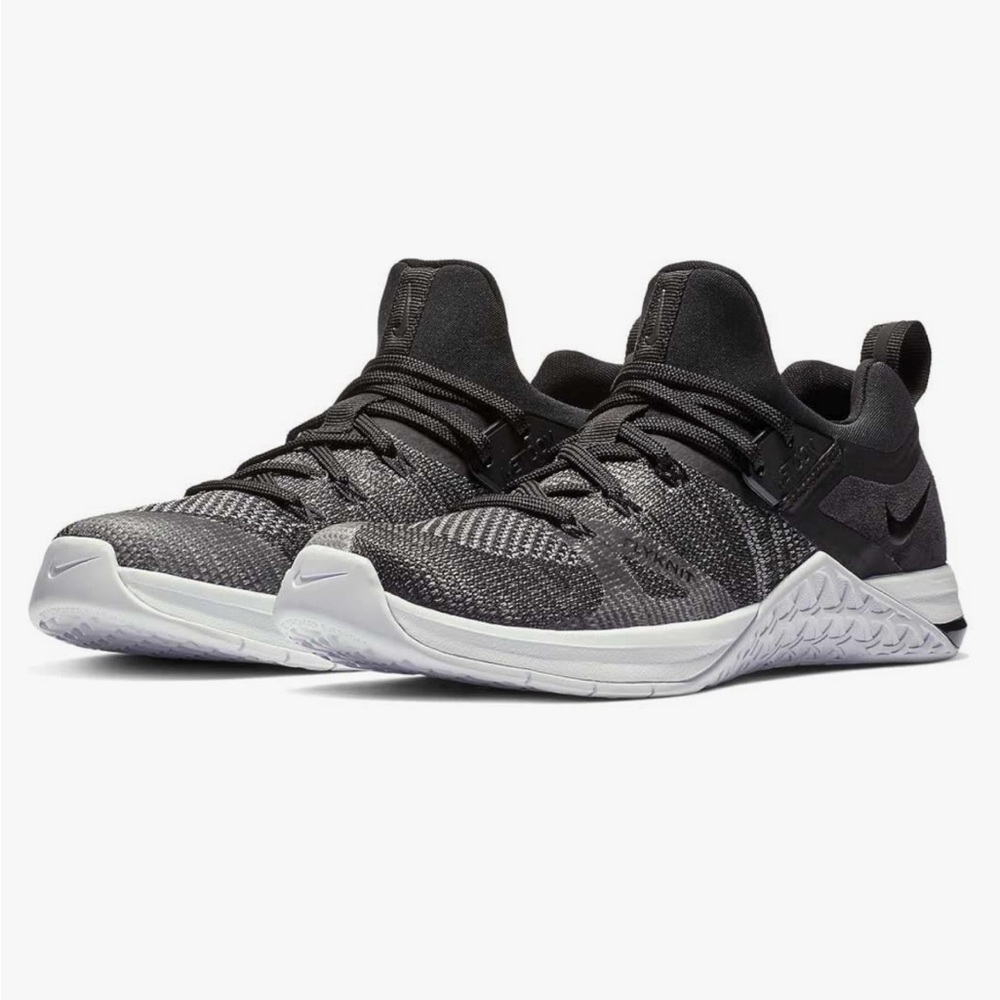 Women’s Nike Metcons Flyknit